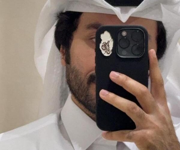 من هو المؤثر القطري الملقب بالمجهول؟ من هو المؤثر القطري الملقب بالمجهول؟