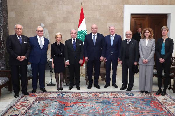 الرئيس عون امام وفد منظمة فرسان مالطا: النهوض بالبلد مهمة صعبة لكنها غير مستحيلة في ظل توفر الإرادة الحقيقية الرئيس عون امام وفد منظمة فرسان مالطا: النهوض بالبلد مهمة صعبة لكنها غير مستحيلة في ظل توفر الإرادة الحقيقية