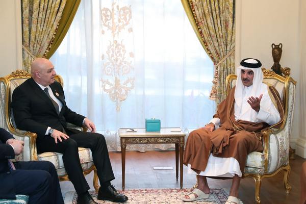 رئيس الجمهورية عقد سلسلة لقاءات مع امير قطر والعاهل الأردني والرئيس الفلسطيني رئيس الجمهورية عقد سلسلة لقاءات مع امير قطر والعاهل الأردني والرئيس الفلسطيني