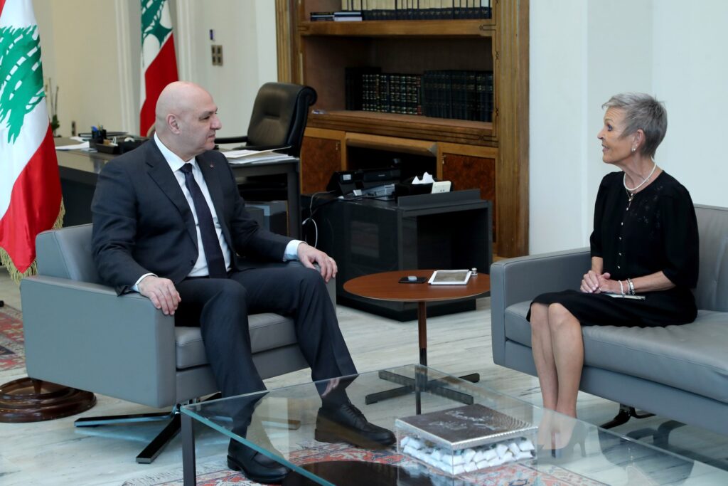 لقاءات سياسية وديبلوماسية في قصر بعبدا والرئيس عون استقبل الرهبنة المارونية المريمية