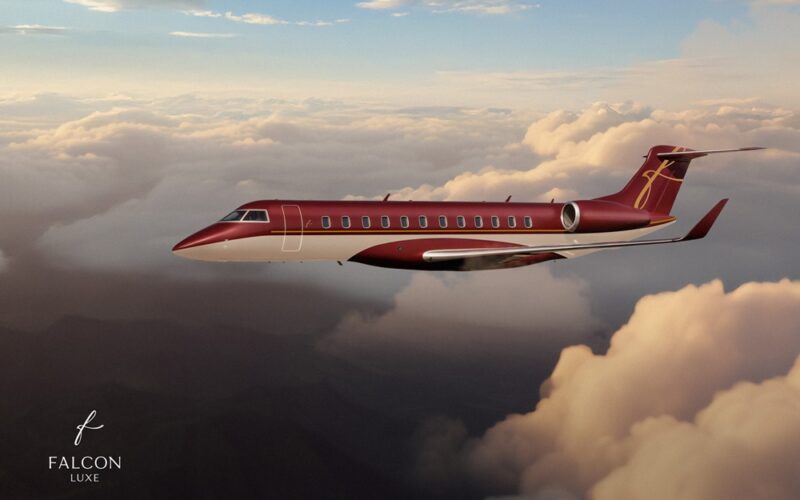 Falcon ترحب بانضمام طائرة Bombardier Global 7500 إلى أسطولها Falcon تضيف طائرات Bombardier Global 7500 الرائدة إلى أسطولها المتنامي من الطائرات الخاصة