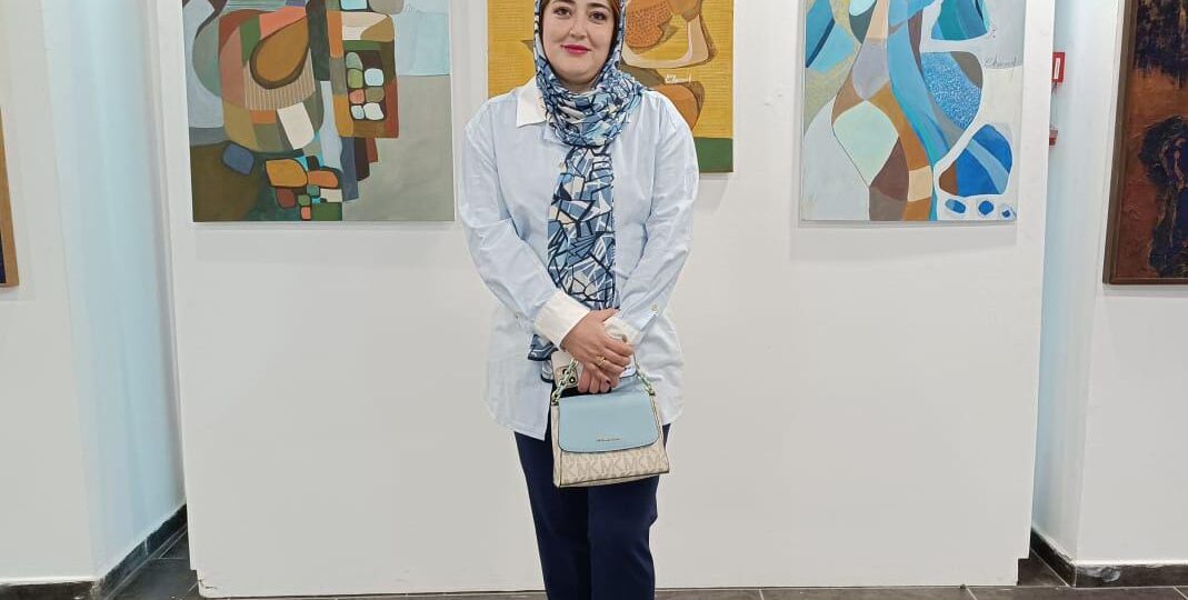 الفنانة لمياء شرود تتألق في معرض جماعي بالمكتبة الوسائطية لمسجد الحسن الثاني بالدار البيضاء