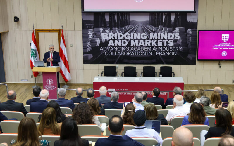 جسر بين العقول والأسواق في الجامعة الأميركية في بيروت الابتكار والبحث في سبيل لبنان مستدام