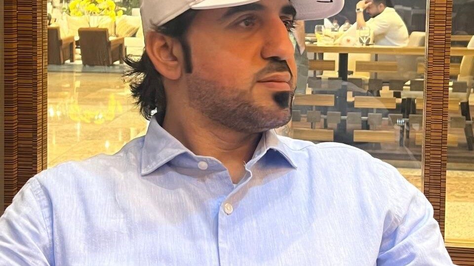 الفنان محمد العلي ينضم لنجوم فيلم “إن غاب القط” ويستعد لتصوير مشاهده