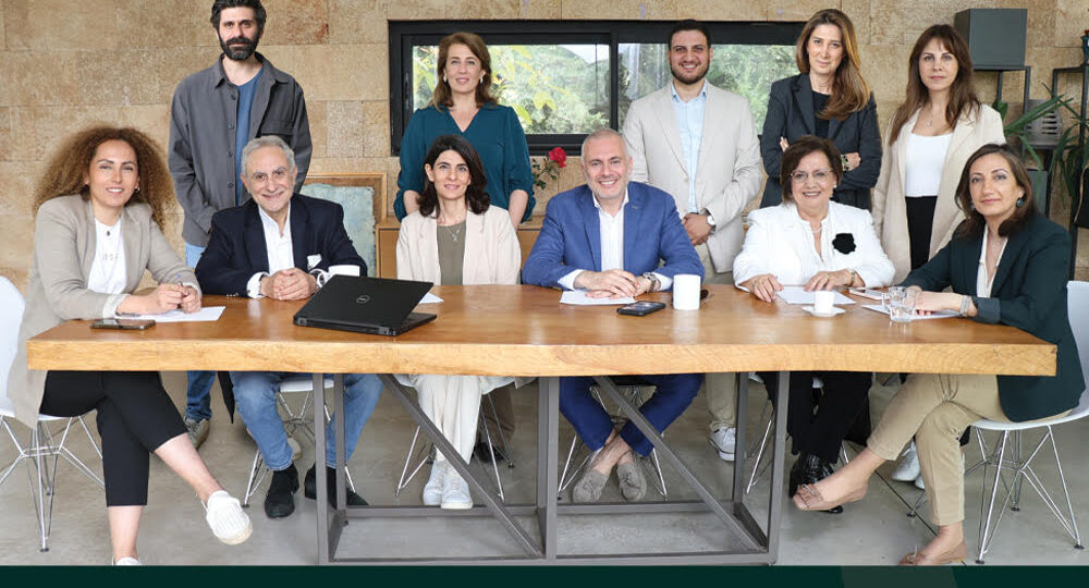 أطلقت حركة أُسُس طوعا، اليوم من مركزها في زغرتا، لوائح مؤلفة من ١١ مرشحًا