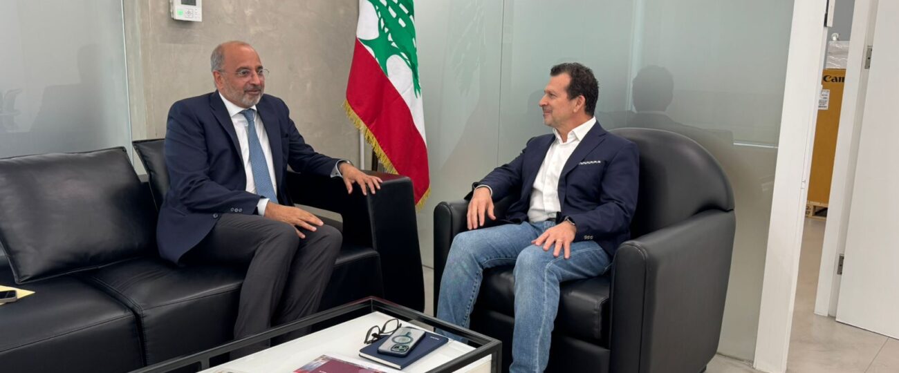 شحادة يستقبل ريزا والصحناوي