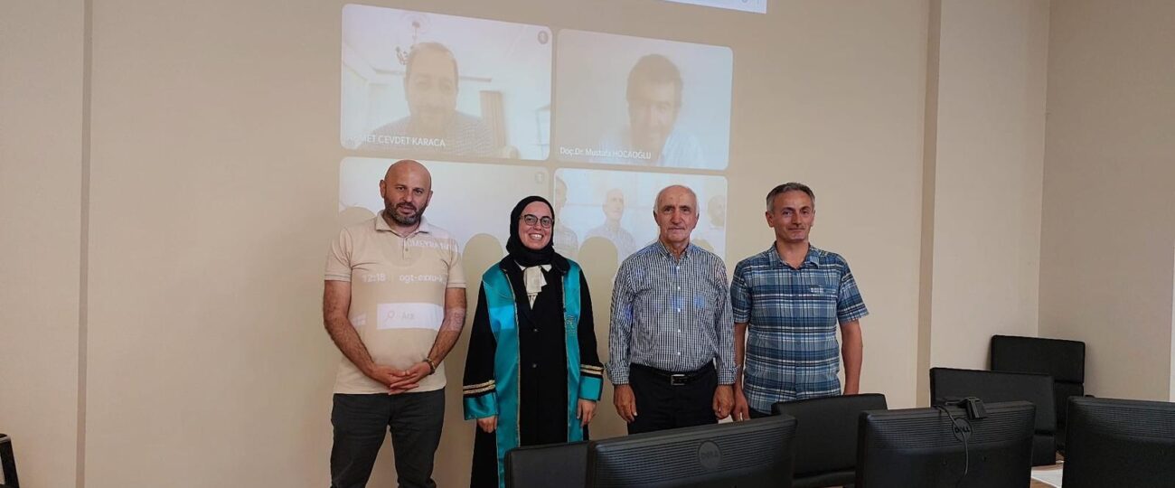 دكتوراه عن تفسير من وحي القرآن للمرجع فضل الله في جامعة بتركيا